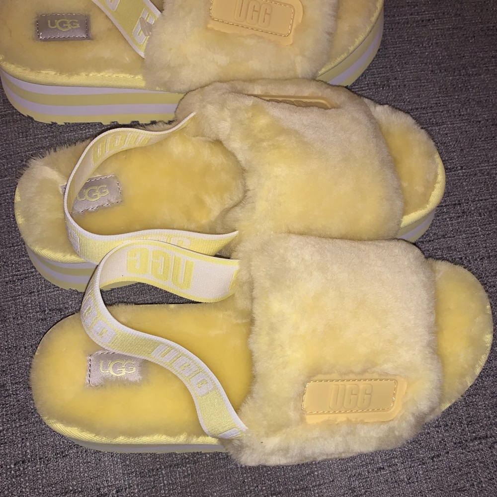 NEW! Never worn UGG platform slingback sandal